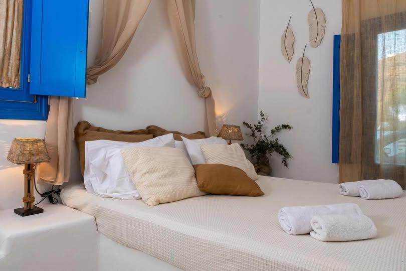 Blue Meadow Villa Livadi  Bagian luar foto